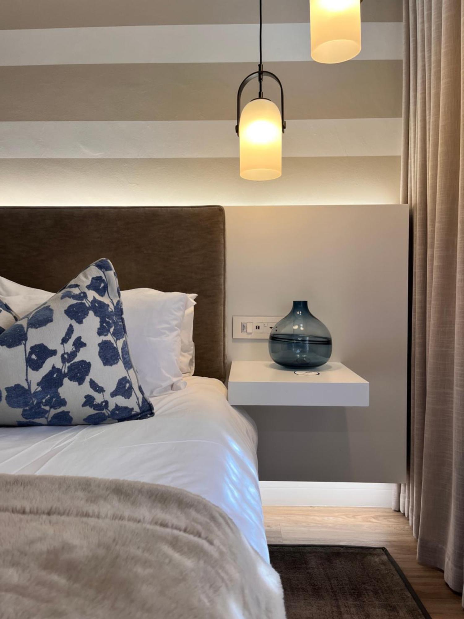 The Windhoek Luxury Suites Екстериор снимка
